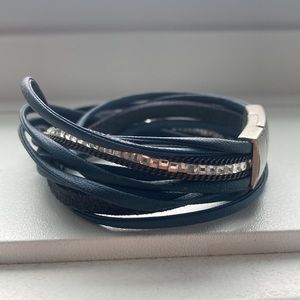 Mixed material wrap bracelet with magnetic clasp close